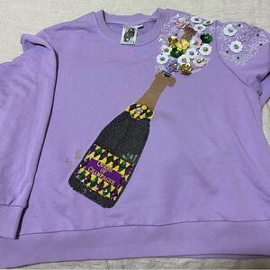 Queen of Sparkles XS sweater